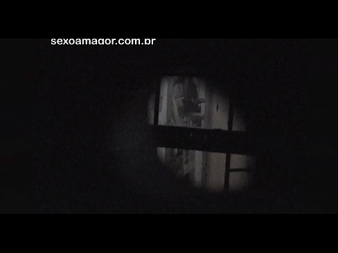 ❤️ Blondie gëtt geheim vun engem Quartier Voyeur verstoppt hannert huel Zillen opgeholl ️ Sluts op Porno lb.niceporn-tv.ru ❌